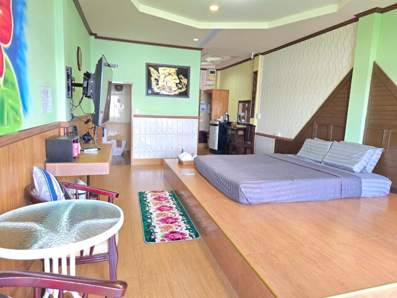 Suwanna Riverside Chai Nat Exterior foto